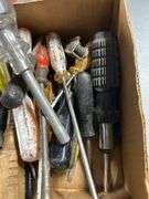 Tray of screwdrivers ￼