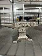 Farmall 1932 cast-iron Mid size anvil ￼