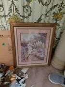 Deal of misc decor and books