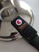 Pressure cooker