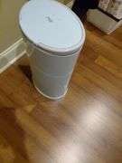 Dekor diaper pail w/ refill bags