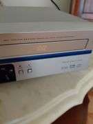 Hitachi vcr/dvd player
