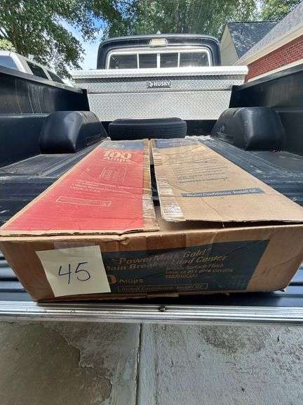 Box lot of electrical items