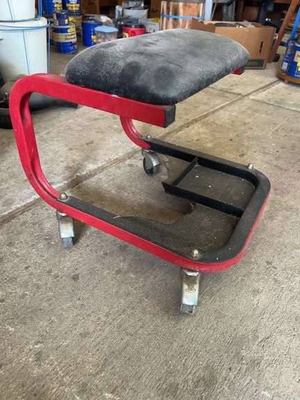 Rolling shop stool