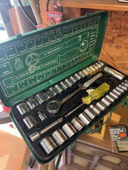 Socket set