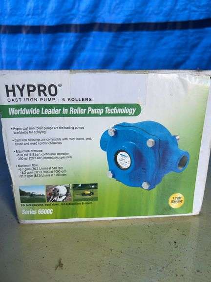 Cast iron pump in box