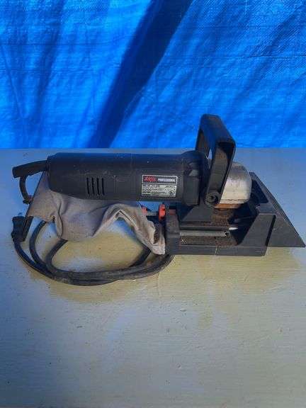 Skil professional model 1605 plate joiner