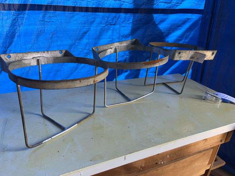 Horseman’s choice 5 gallon bucket holder