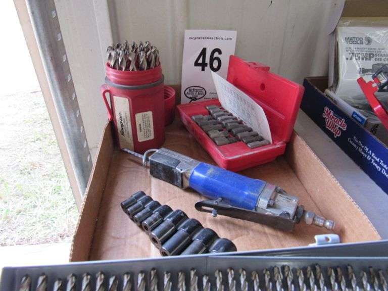 SET OF SNAP ON DRILL BITS, SET OF SNAP ON EASY OUTS, BLUE POINT AIR JIG