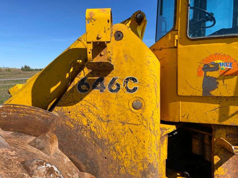 JOHN DEERE 646C 4 WHEEL COMPACTION DOZER W/ LAND FILL BUCKET AND PUSH