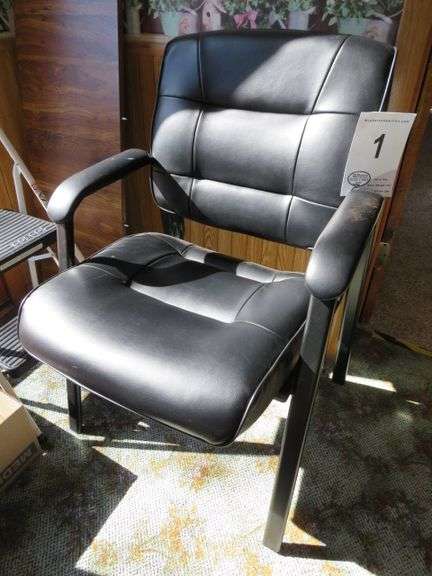 PADDED CHAIR
