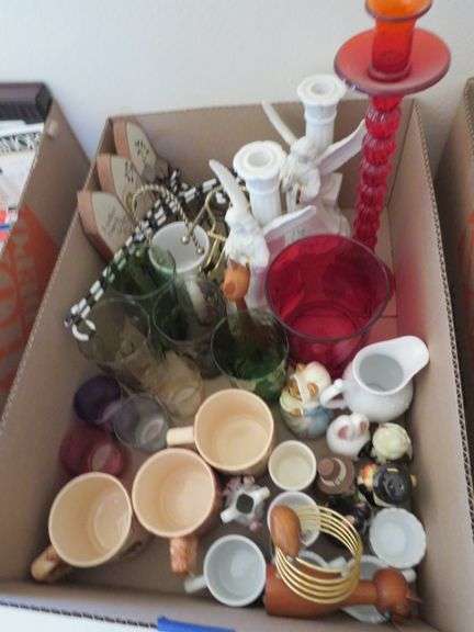 CANDLE HOLDERS JOHNSON CAHOY CLASS OF 55' CUPS