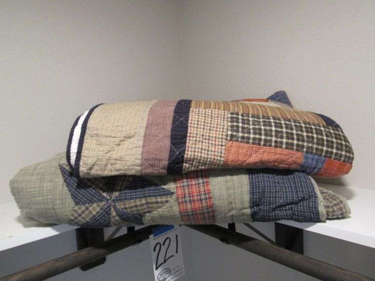 TWO COMFORTER / QUILTS - FULL/QUEEN