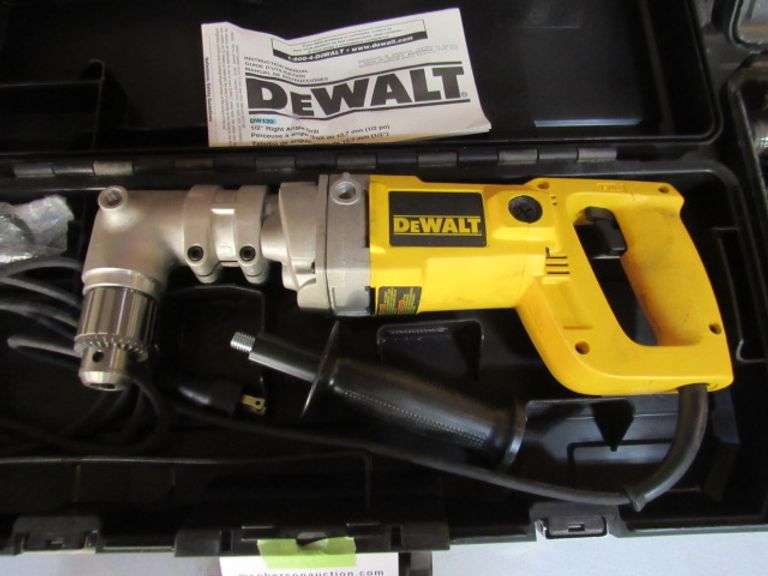 DEWALT RIGHT ANGLE 1/2" DRILL AND CASE  - LIKE NEW
