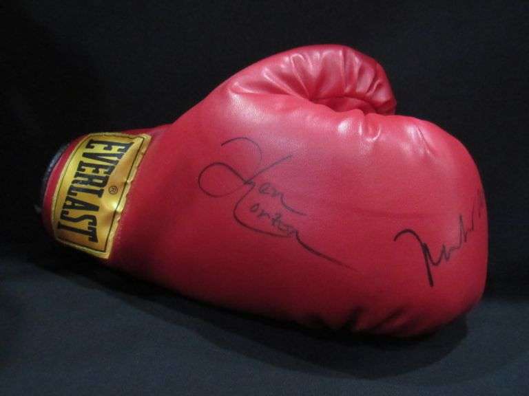 AUTOGRAPHED BOXING GLOVE - AUTOGRAPHED BY KEN NORTON MUHAMMED ALI W/ CERTIFICATE