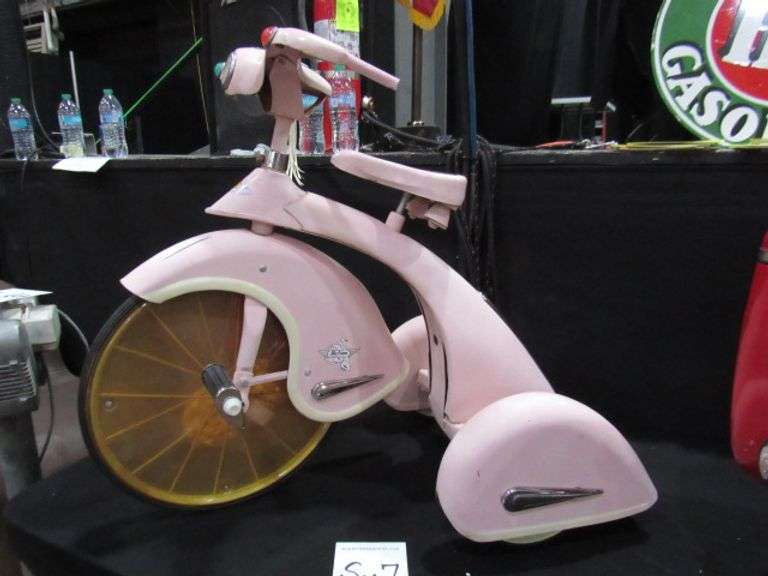 PINK KIDS TRIKE "SKY PRINCESS" MISSING ONE TASSLE