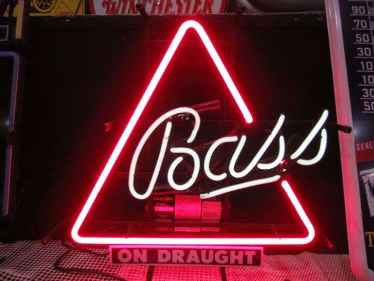 BASS NEON SIGN 20" X 20" LIKE NEW