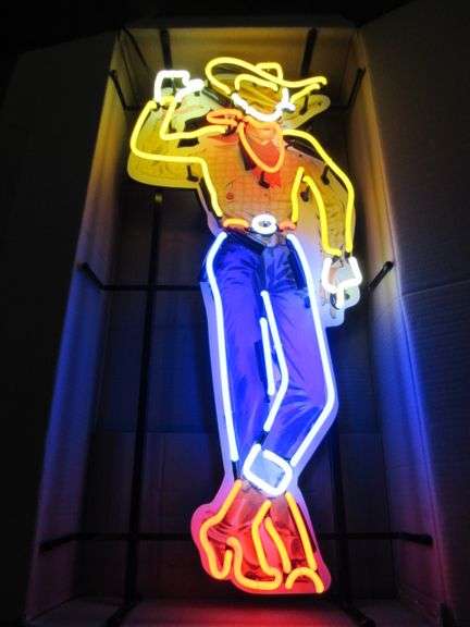 VEGAS VIC NEON SIGN BRAND NEW 19" W 41" T