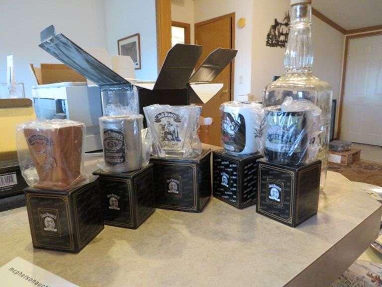 5 ASSORTED  JACK DANIELS SHOT GLASSES AND EMPTY JACK DANIELS BOTTLE