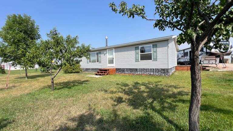 14782 MUSTANG LANE - RAPID CITY, SD. NEARLY 1/2 ACRE - MOVE IN READY - HUGE HEATED DETACHED GARAGE / SHOP - 3 BEDROOM 2 BATH