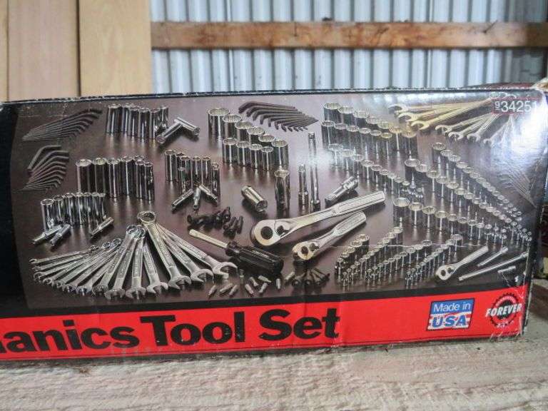 CRAFTSMAN NEW IN BOX 251 PC. TOOL SET, NO TOOL BOX THESE ARE NEW IN BOX