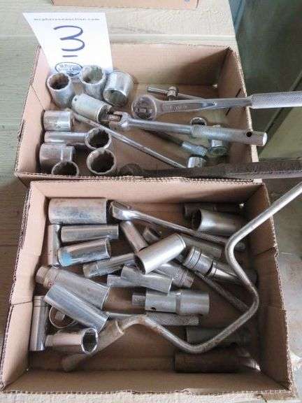 2 BOXES ASSTD. SOCKETS AND RATCHETS