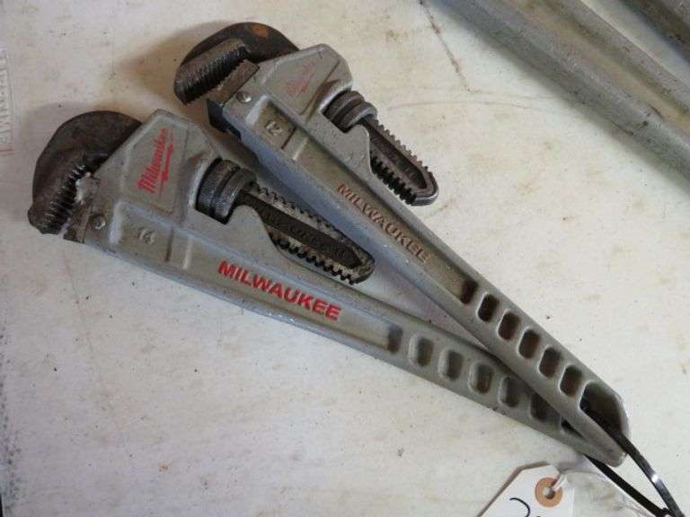 ALUM MILWAUKEE 12" & ALUM. MILWAUKEE 14" ALUM PIPE WRENCH BOTH TO GO ONE MONEY
