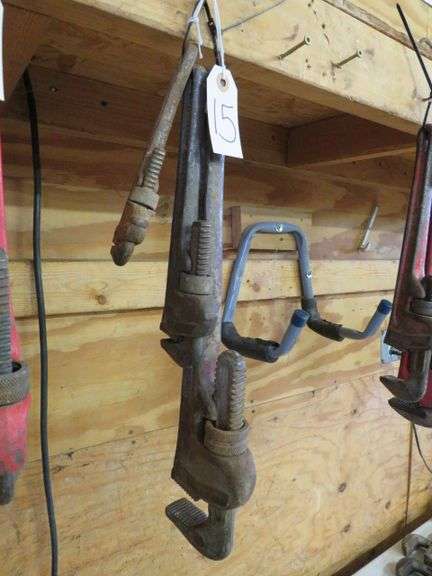 3 OLD RIDGID PIPE WRENCHES 8"-10"-18" ALL 3 TO GO ONE MONEY