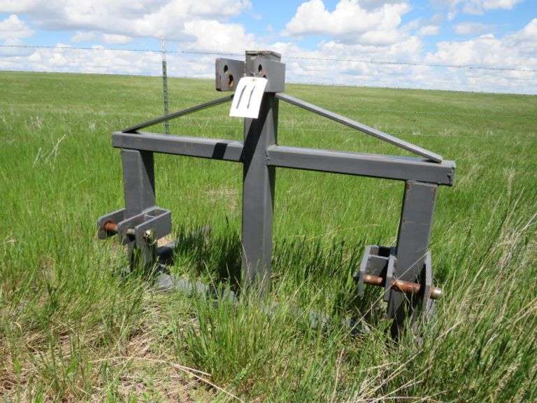 3 POINT ROUND BALE CARRIER