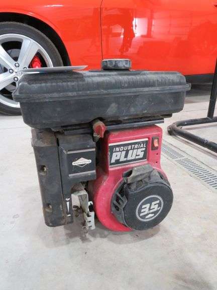 B&S 3.5 HP GAS ENG. SIDE SHAFT MOTOR IS FREE MIGHT NEED A TUNE UP