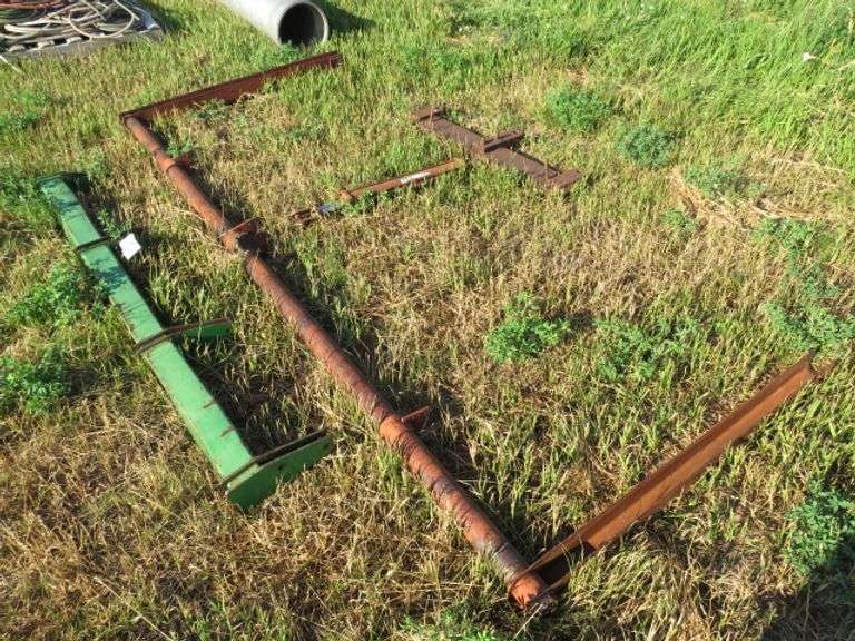 GROUP OF FABRICATED HITCH FRAMES AND CYLINDER