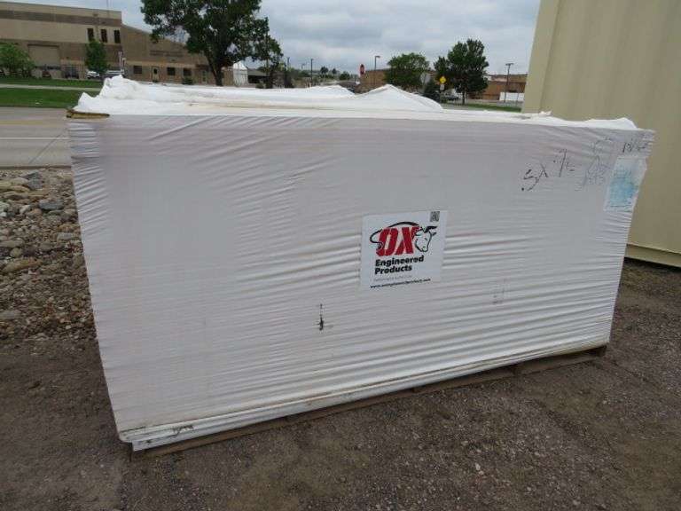 4'X8' SHEETS OF 1/2" NEW OX-IS  BOARD ON PALET 82 SHEETS EACH PALLET SO MUCH A SHEET TIMES 82