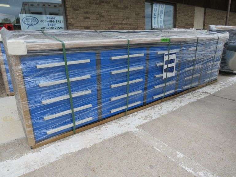 *** BRAND NEW *** 120"X25"X35 BLUE METAL 25 DRAWER WORKBENCH