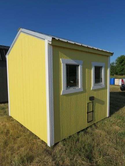 AMISH BUILT 8'3" X 8'3" CHICKEN COOP WITH WALK DOOR, WINDOWS - NESTS  AND AUTOMATIC CHICKEN DOOR - BRAND NEW AND VERY NICE - MOVING IS AVAILABLE FOR A FEE - Delivery is available $250.00 minimum or $5.25 per loaded mile. Call 605-381-2525 for shipping quote to your location