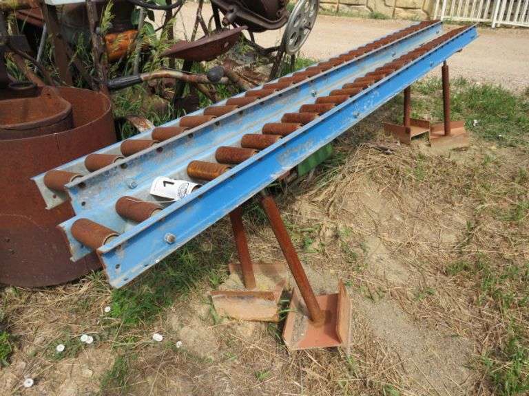 6" ROLLER CONVEYOR, 10' LONG 2 PC