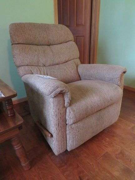 LAZY BOY ROCKER RECLINER