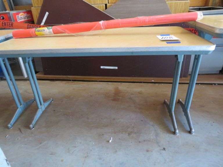 24" X 48" TABLE