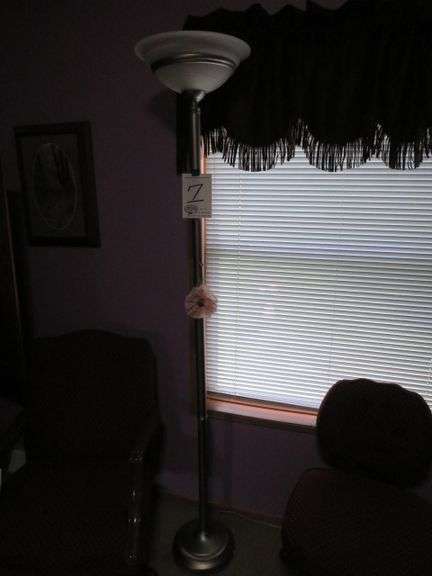 FLOOR LAMP 80" TALL