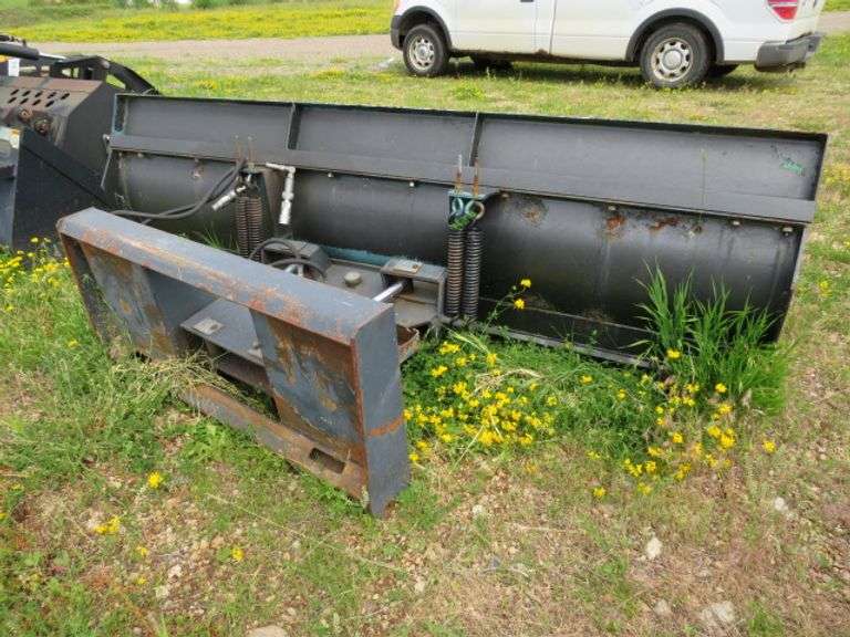8' Wide Straight Blade Snow Plow Attachment for Skidsteer, Brand & Model Unknown