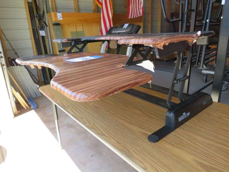 VARI DESK PRO PLUS STANDING WORKSTATION - 36"