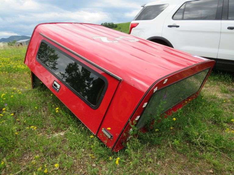 ALUMINUM PICKUP BOX TOPPER - 2 SIDE DOORS - BARN DOORS IN THE BACK - FITS THE SHORT BED PICKUPS