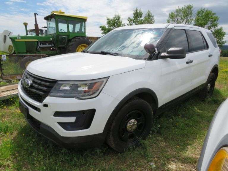 2017 Ford Explorer - VIN #1FM5K8AR7HGA24130 - w/ 87,206 miles - former law enforecment vehicle - power windows and locks - bucket seats with the 2nd row seat and door panel delete - rear hatch - spot light - runs, drives and operates - sells with title