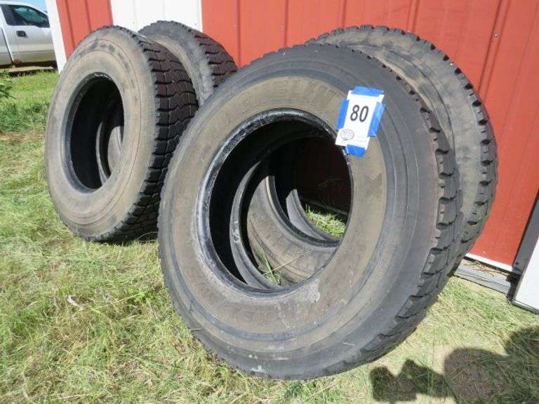 MICHELIN XDE 12R/22.5/ 135 RADIAL TRUCK DRIVERS - RECAPS  - READY TO USE - SO MUCH A PIECE X 4