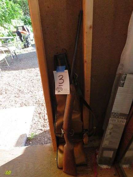 REMINGTON TARGETMASTER 22LR - NEEDS A GOOD CLEANING - WITH SOFT SIDED CASE