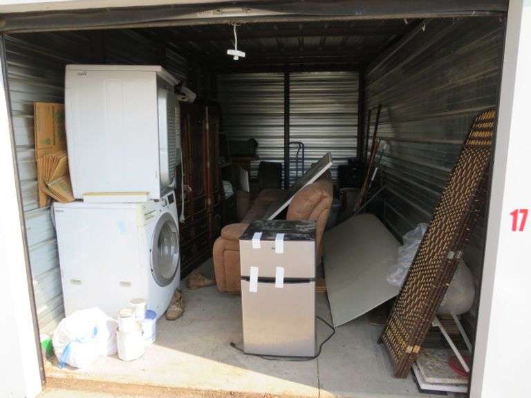 EXTRA STORAGE UNIT D-17 - 10' X 20' - BUYER WILL HAVE 5 DAYS TO CLEAN OUT THE UNIT, $300.00 CASH CLEAN OUT DEPOSIT WILL BE REFUNDED WHEN CLEAN OUT IS VERIFIED - 15% BUY FEE OR A MINIMUM BUY FEE OF $25.00 + 6.2% SALES TAX ON THE PURCHASE PRICE AND THE BUY FEE