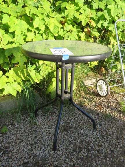 2' ROUND GLASS TOP PATIO TABLE