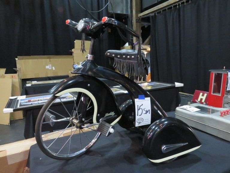 VINTAGE ROAD HOG KIDS TRIKE BY AIR FLOW COLLECTIBLES, COMPLETE, VERY VERY NICE