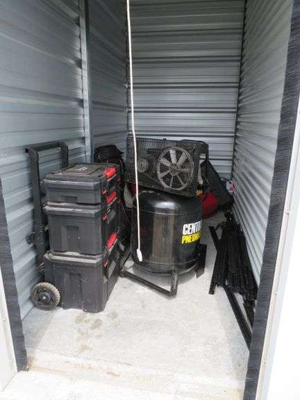 B-21 STORAGE UNIT D-10 - 5' X 10' - BUYER WILL HAVE 5 DAYS TO CLEAN OUT THE UNIT, $300.00 CASH CLEAN OUT DEPOSIT WILL BE REFUNDED WHEN CLEAN OUT IS VERIFIED - 15% BUY FEE OR A MINIMUM BUY FEE OF $25.00 + 6.2% SALES TAX ON THE PURCHASE PRICE AND THE BUY FEE