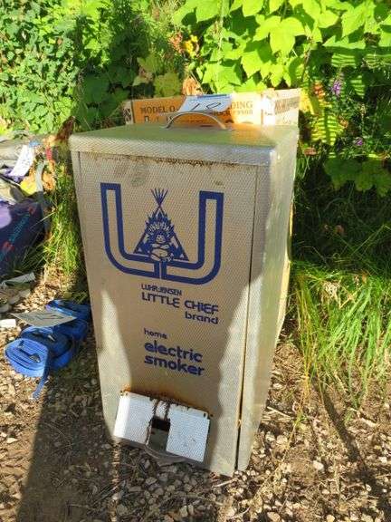 LITTLE CHIEF ELEC. SMOKER