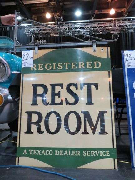 REGISTERED REST ROOM TEXACO SIGN, DOUBLE SIDED, 30"X38" WITH GALVANIZED WALL MOUNT BRACKET